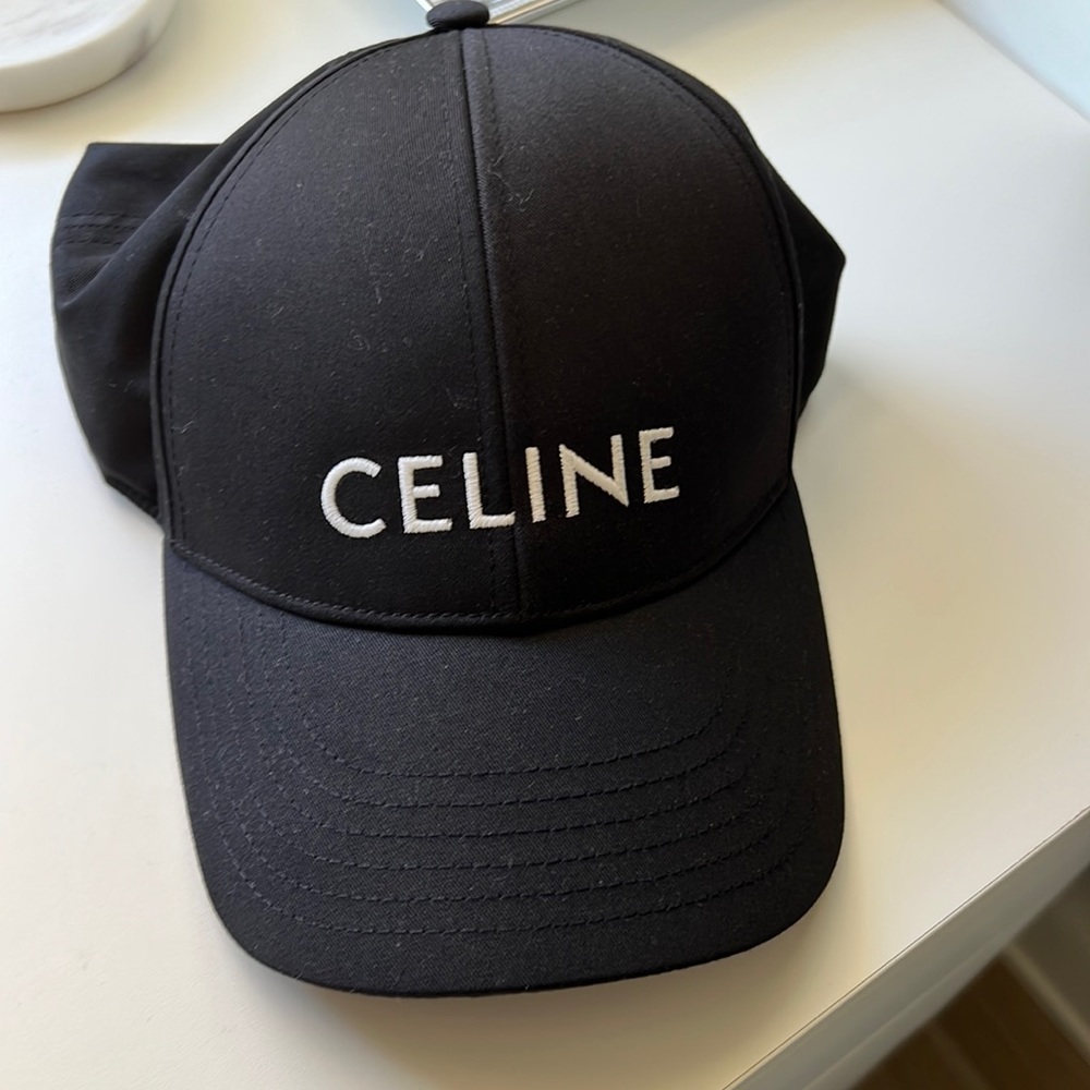 Celine baseball hat in size S